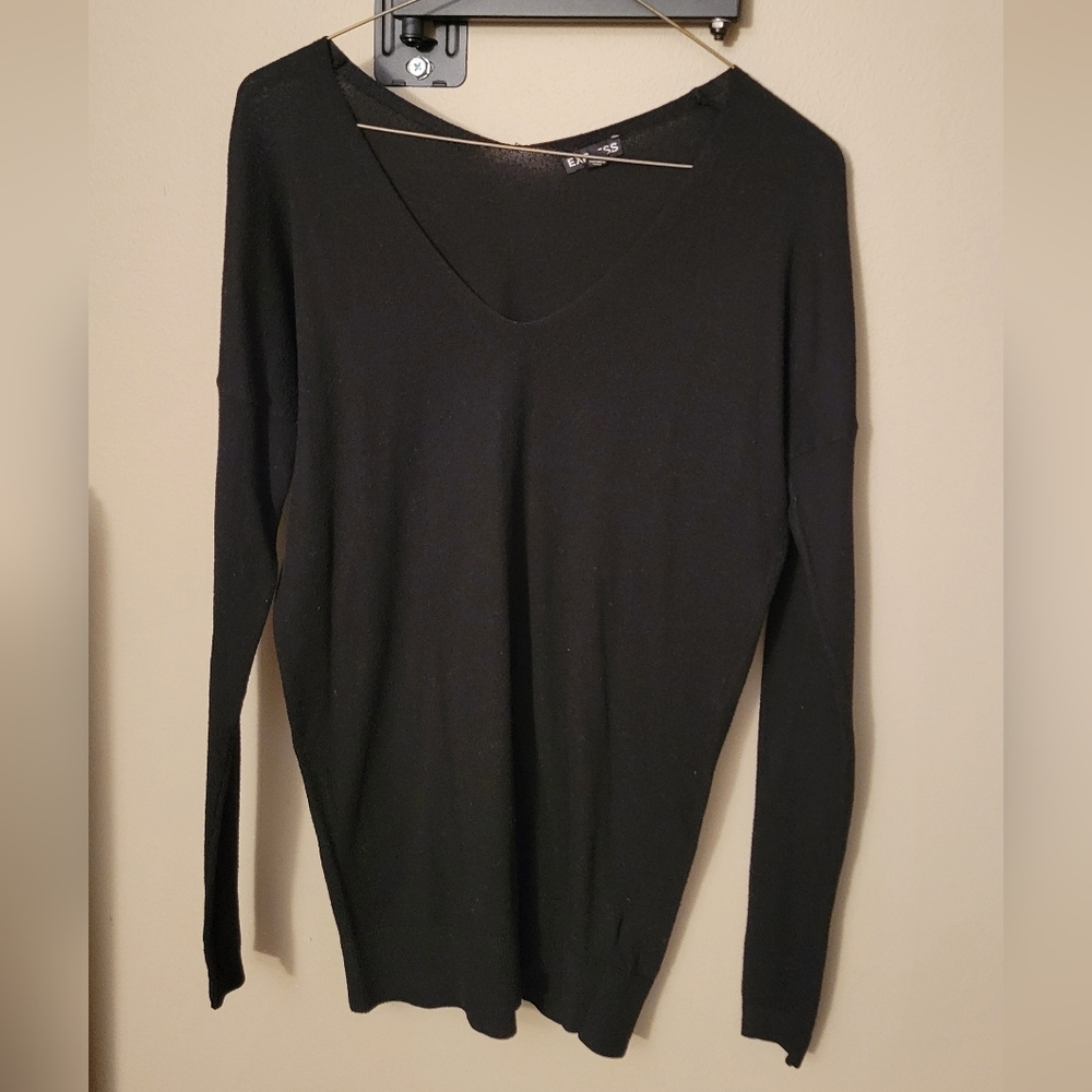 Black V-Neck Lightweight Sweater